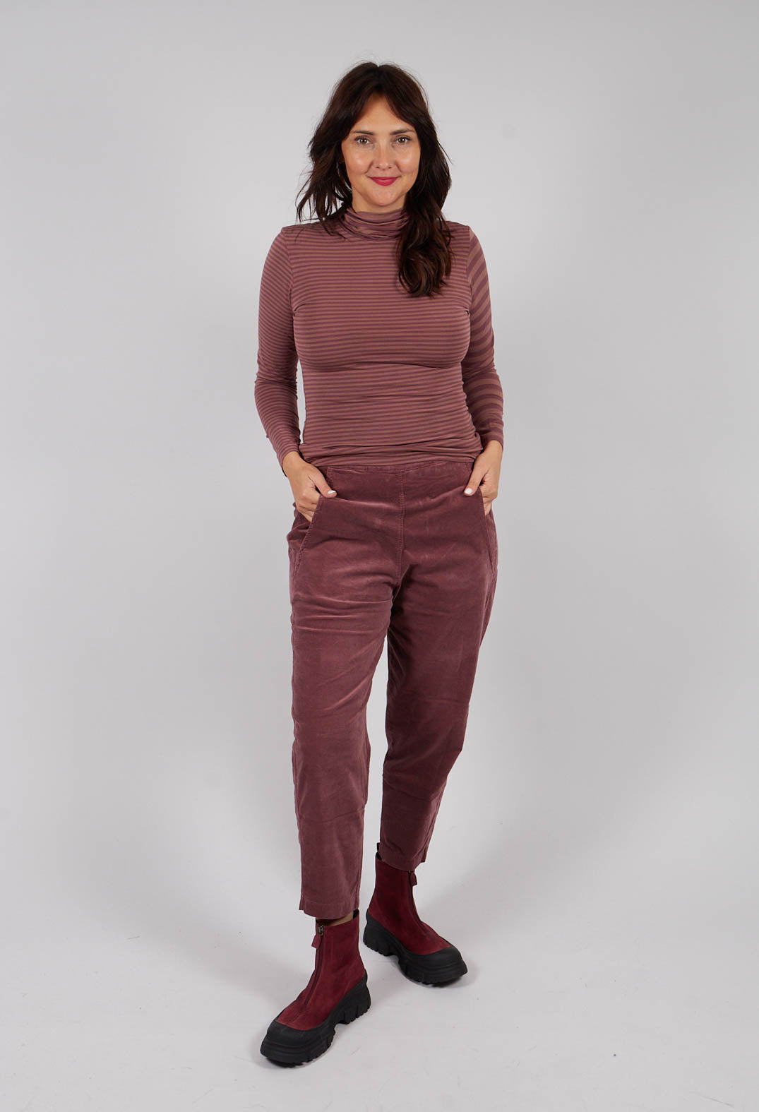 Terra L Trousers in Cipolla