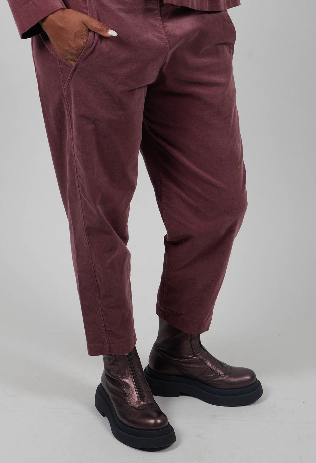 Terra L Trousers in Cipolla