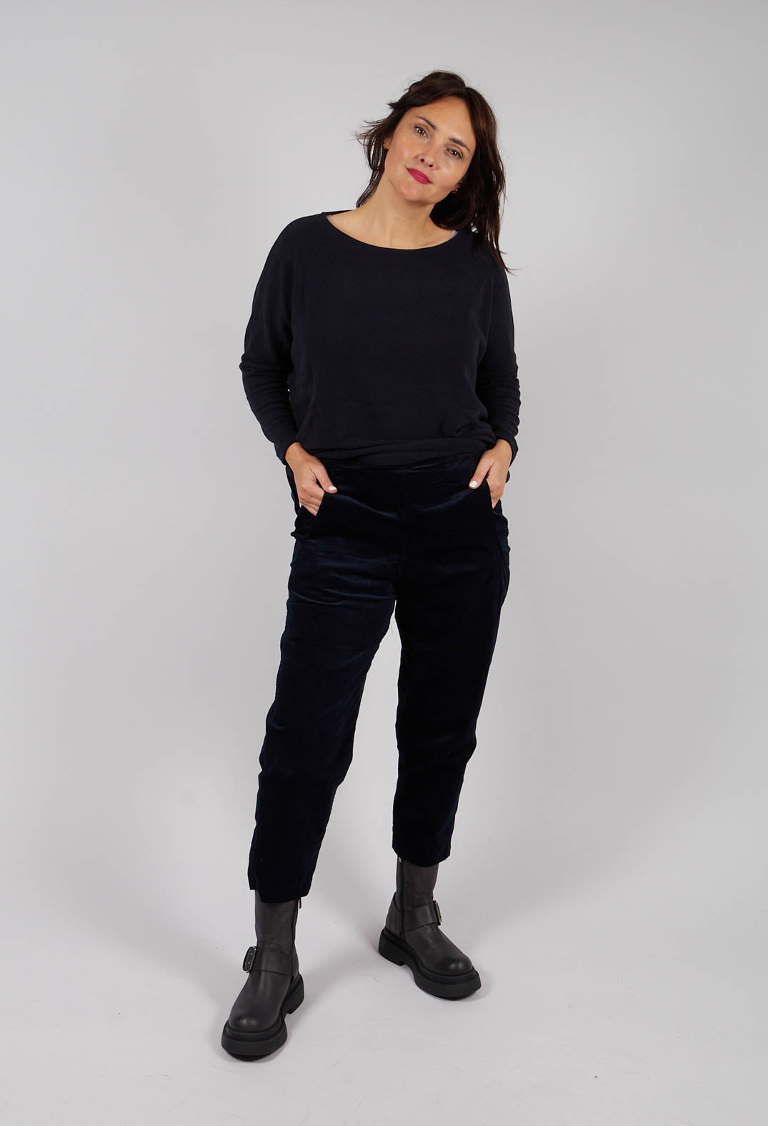 Terra L Trousers in Notte