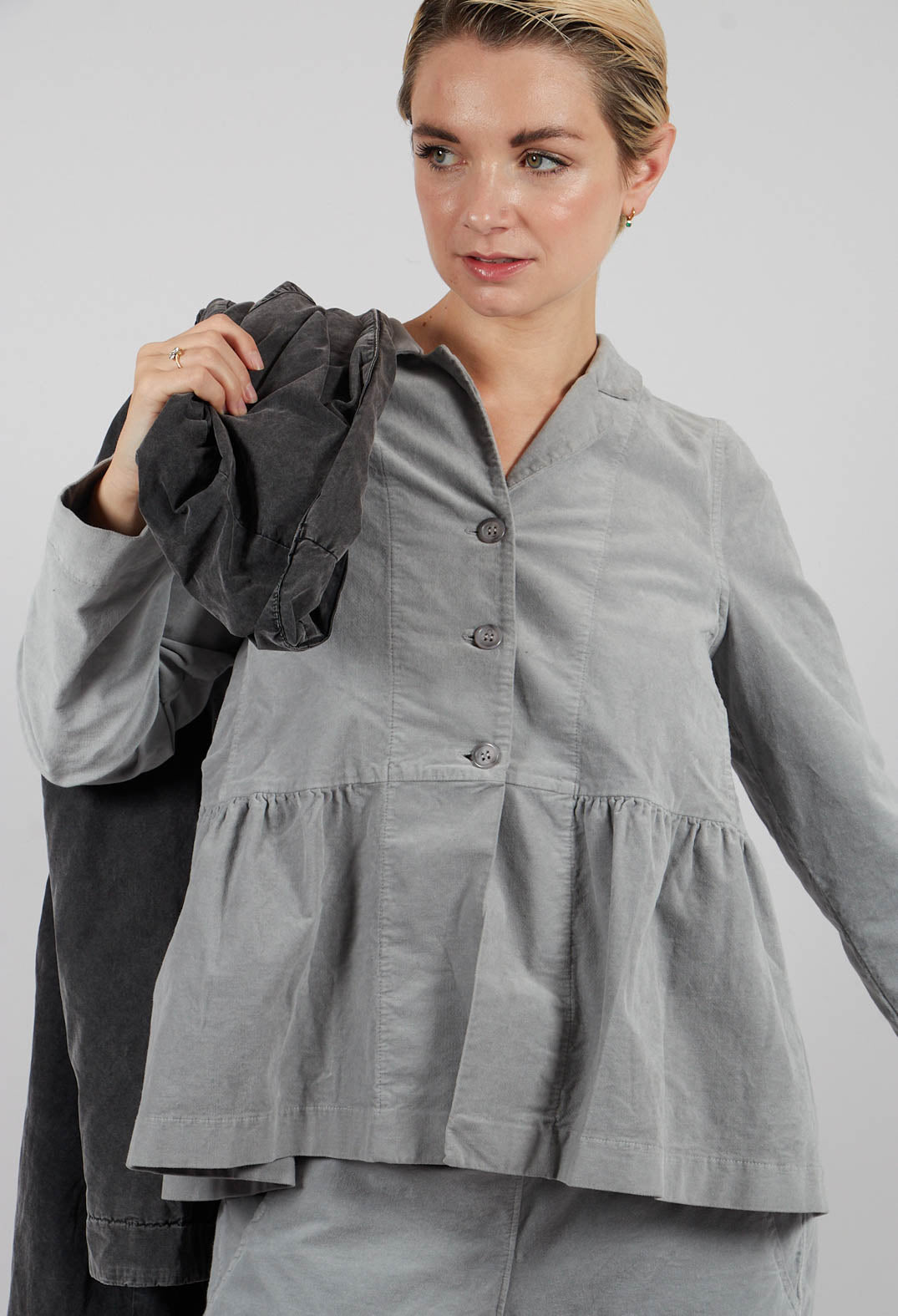 Veloce L Jacket in Nebbia