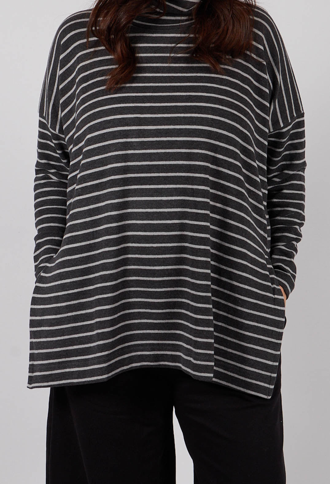 Zita Jumper in Riga Antracite