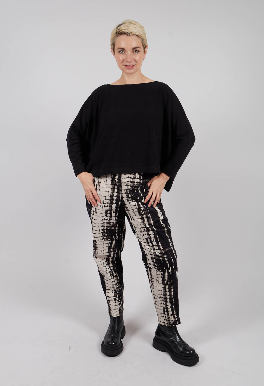 Kira Jumper in Nero