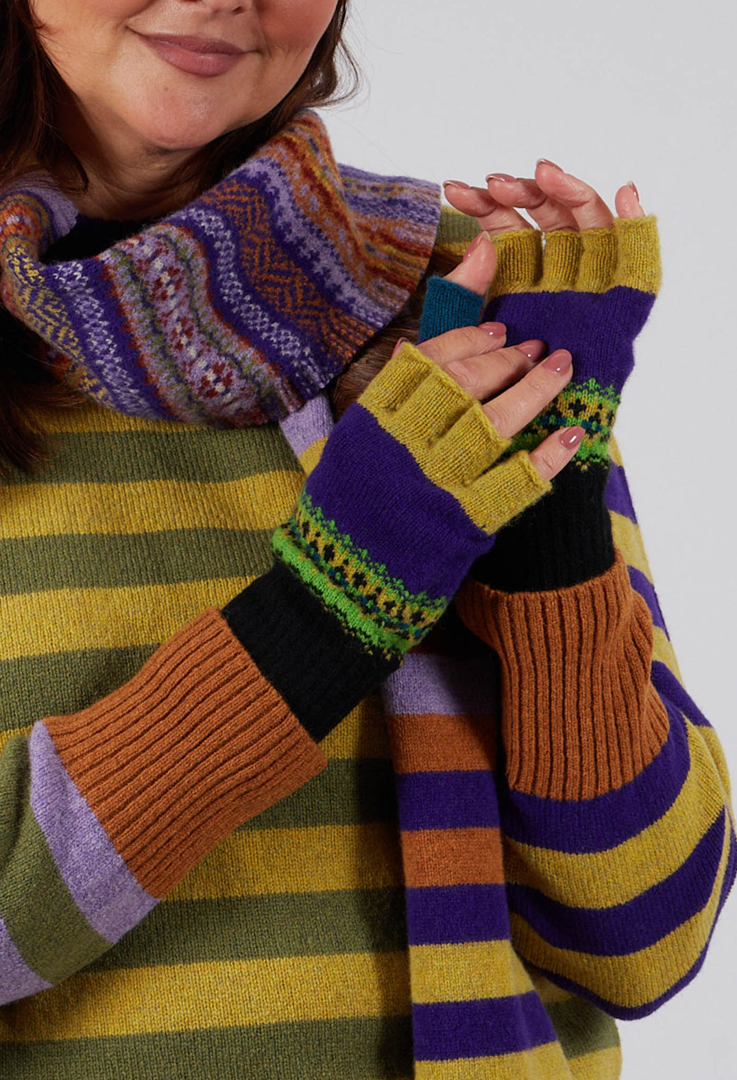 Alloa Fingerless Gloves in Sirius