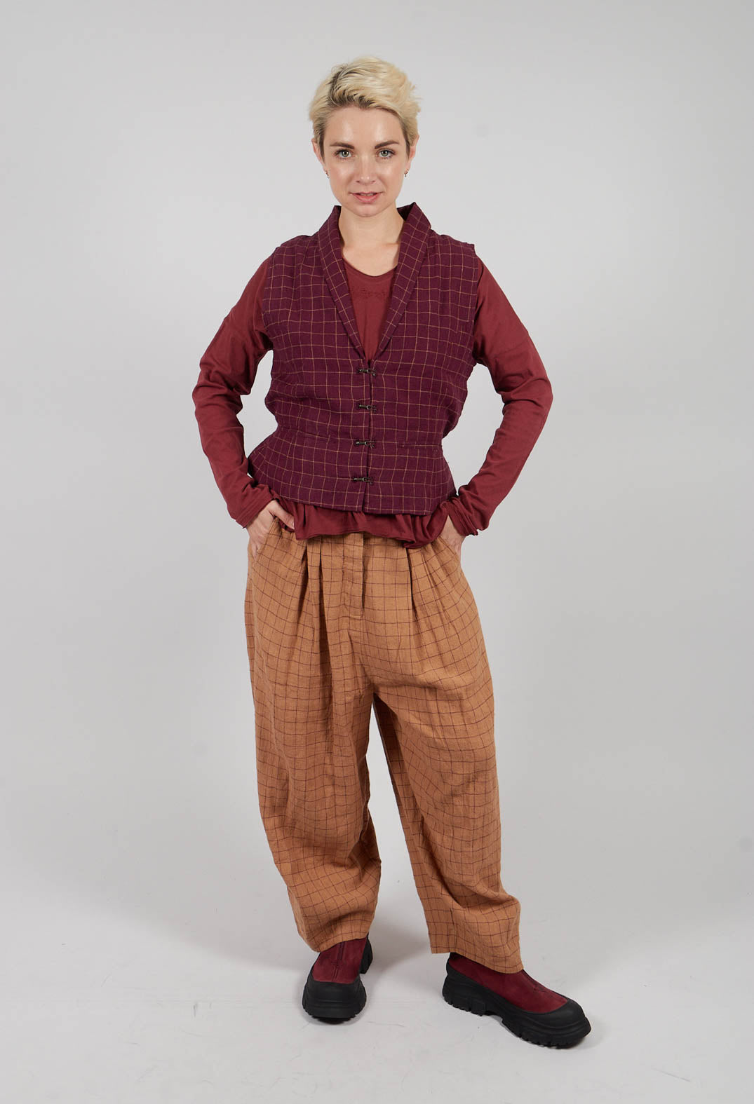 Gyrid Top in Burgundy
