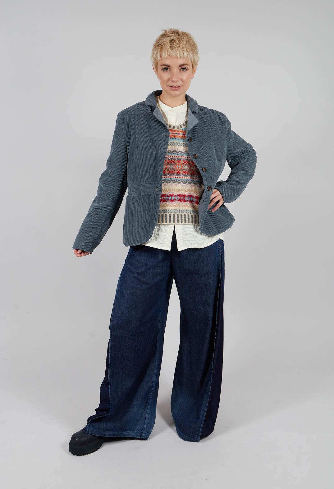 Innovate Denim Trousers in Blue