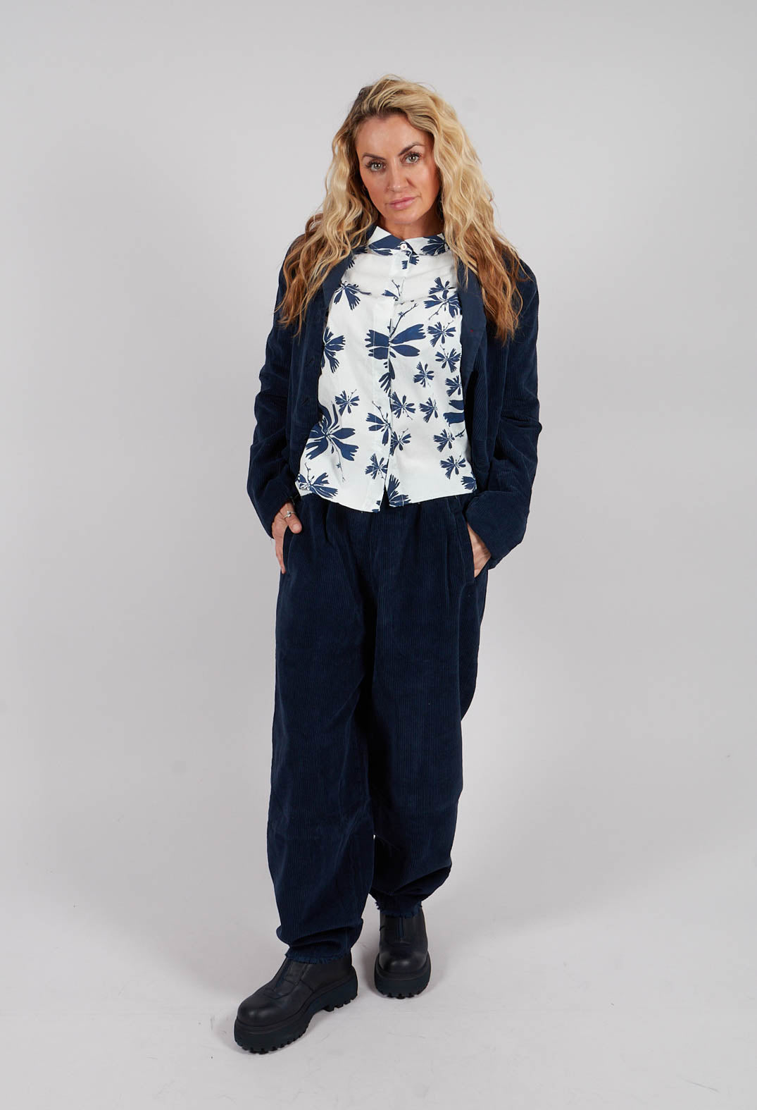 Paja Trousers in Navy