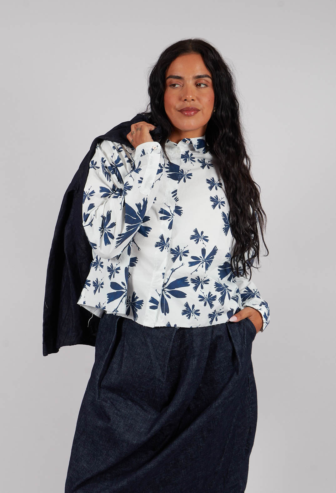 Cecile Shirt in Blue Flowers