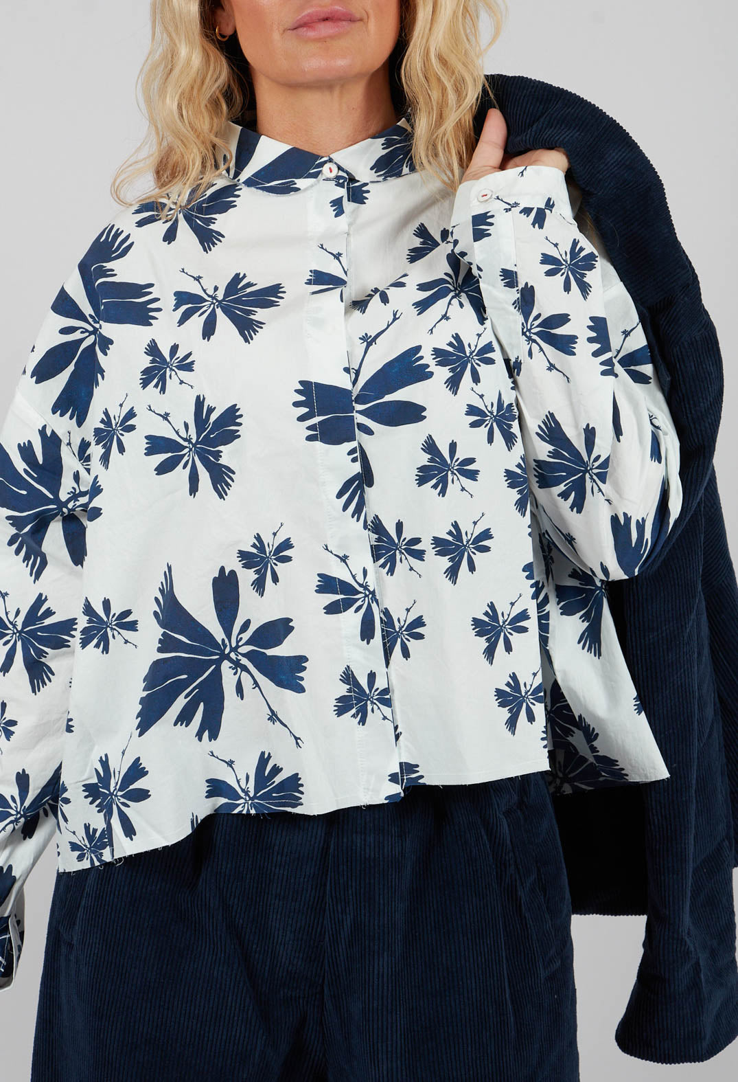 Cecile Shirt in Blue Flowers