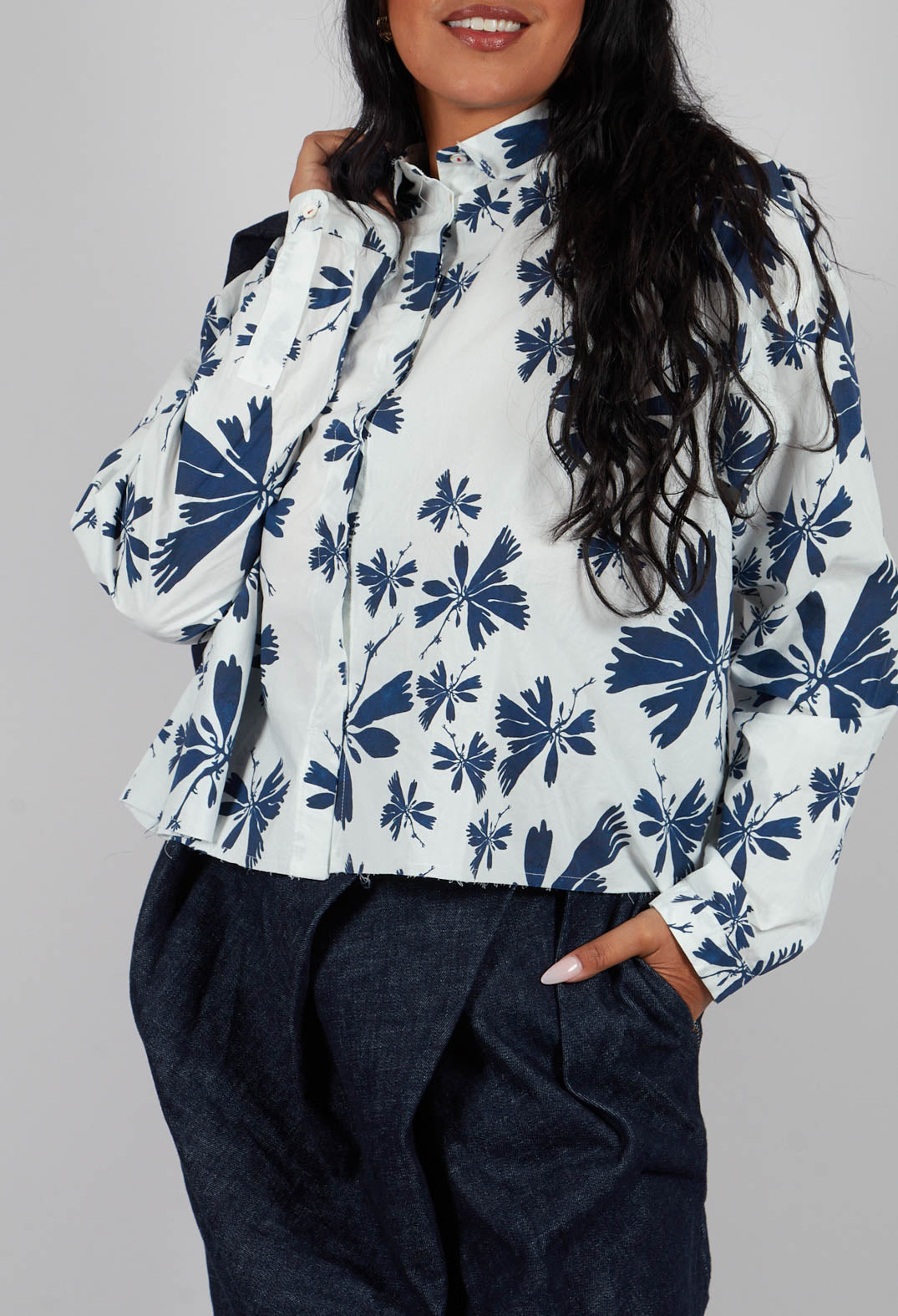 Cecile Shirt in Blue Flowers