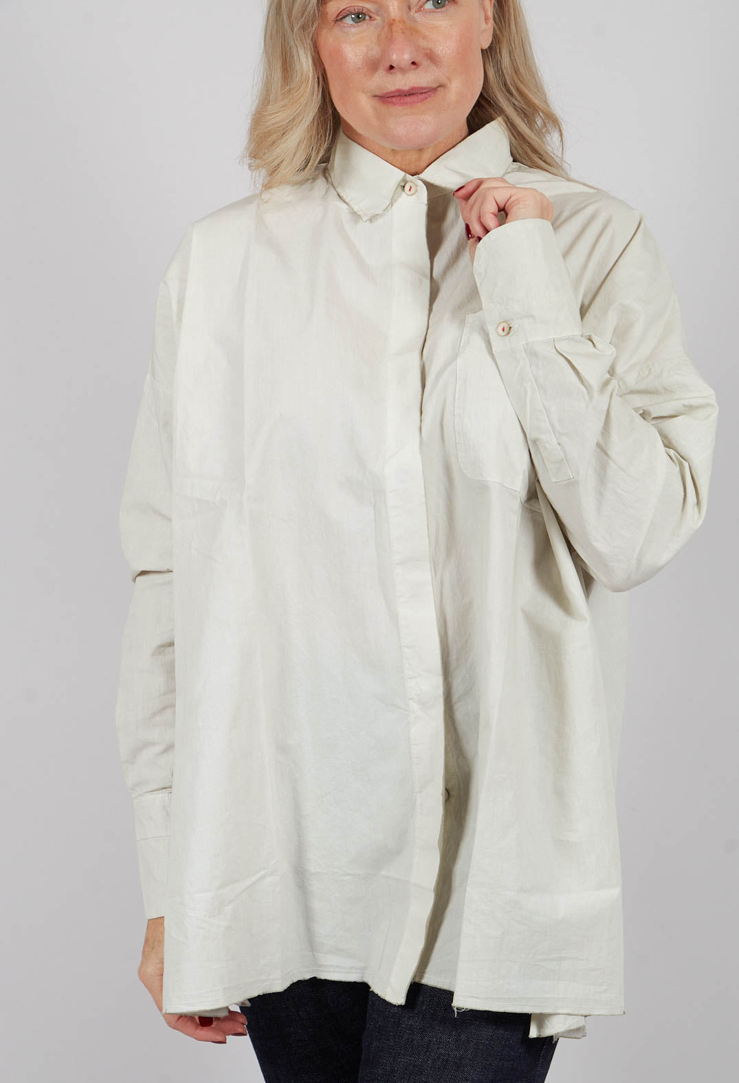 Camelia Shirt in Old Sand