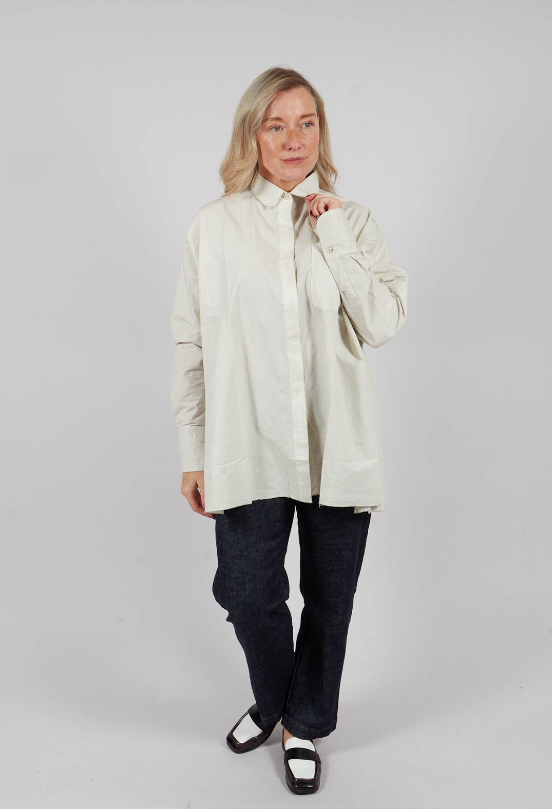 Camelia Shirt in Old Sand