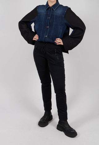 Entrust Trousers in Black