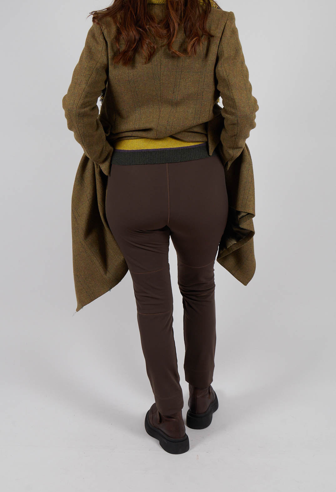 Entrust Trousers in Brown