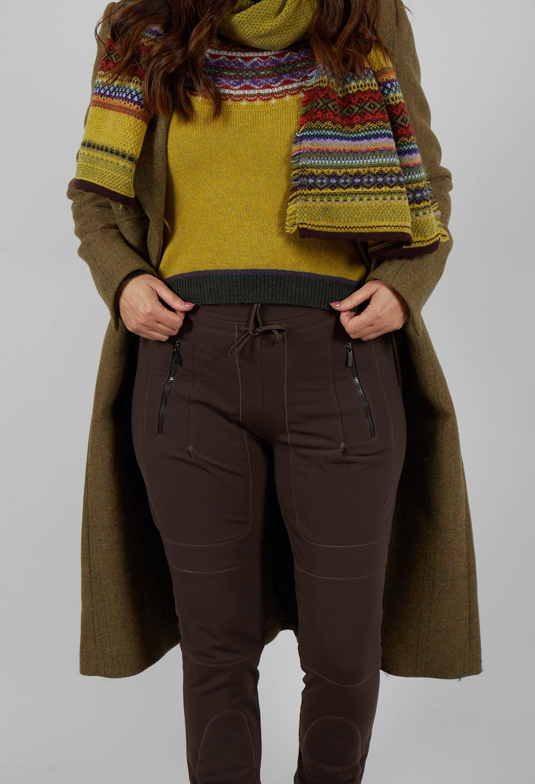 Entrust Trousers in Brown