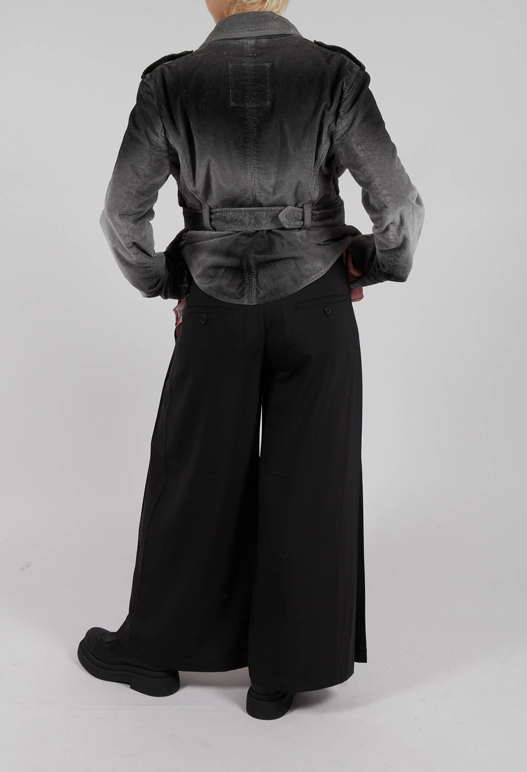 Breakaway Pants in Black