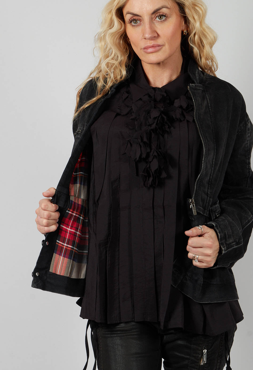Keira Short Jacket in Black