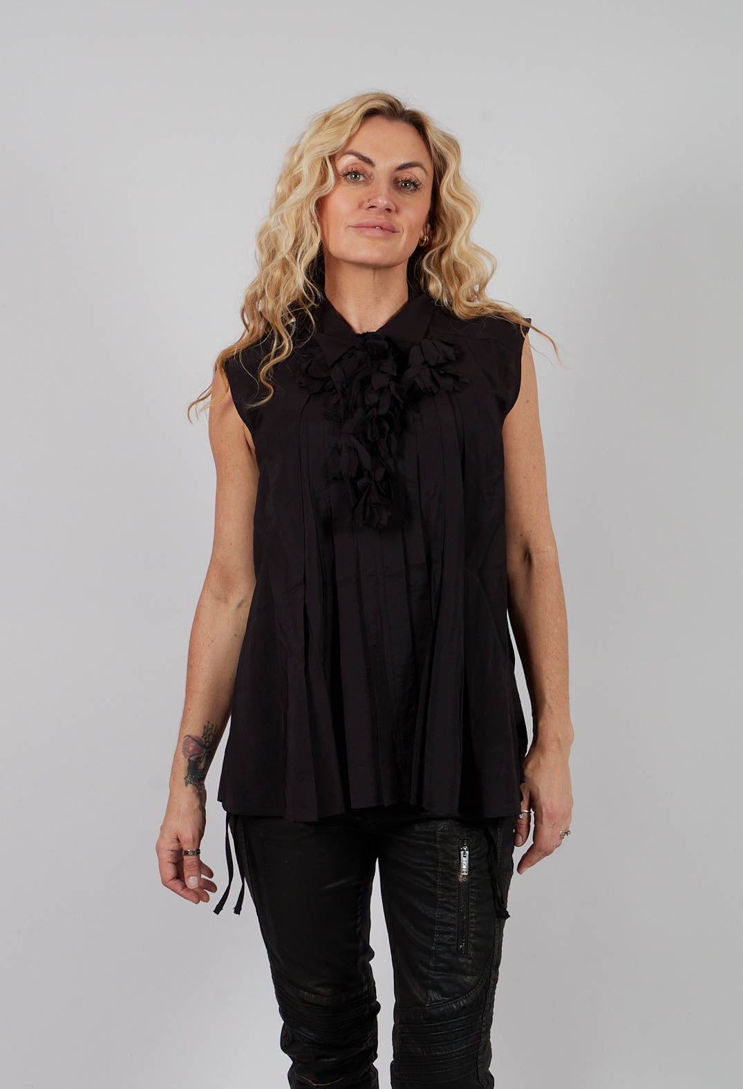 Doodle Top in Black