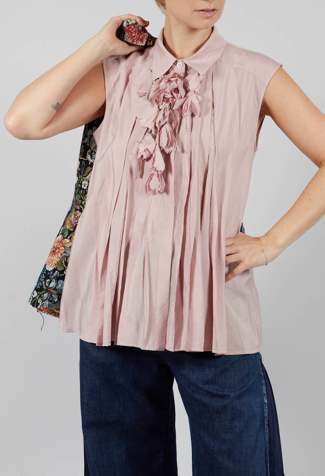 Doodle Sleeveless Blouse in  Pink