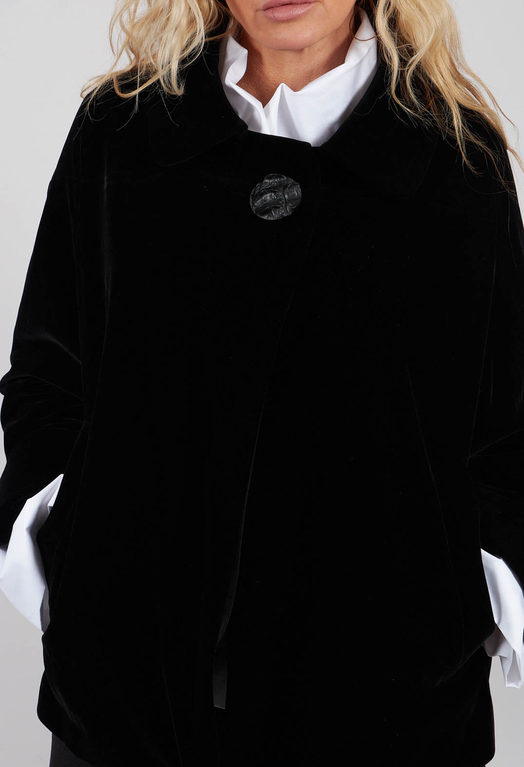 Velvet Jacket in Black