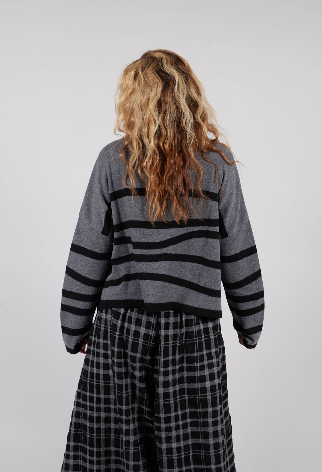 Striped Pullover in Anthra Base