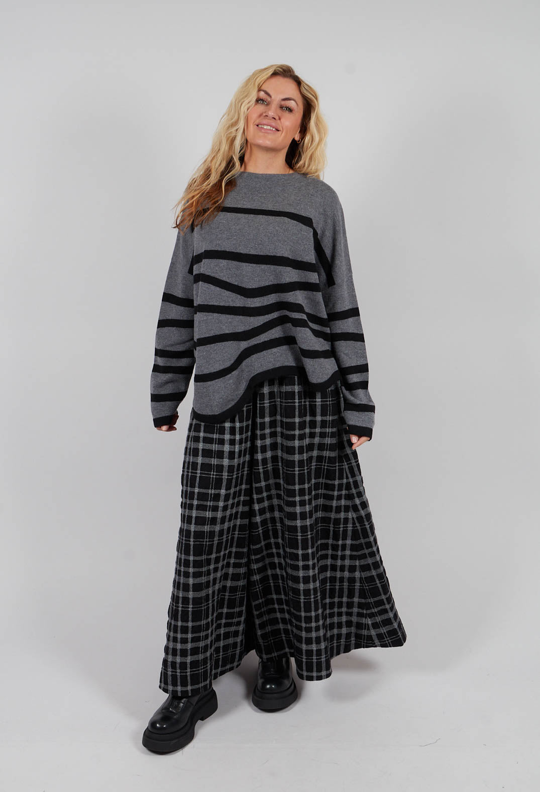 Striped Pullover in Anthra Base