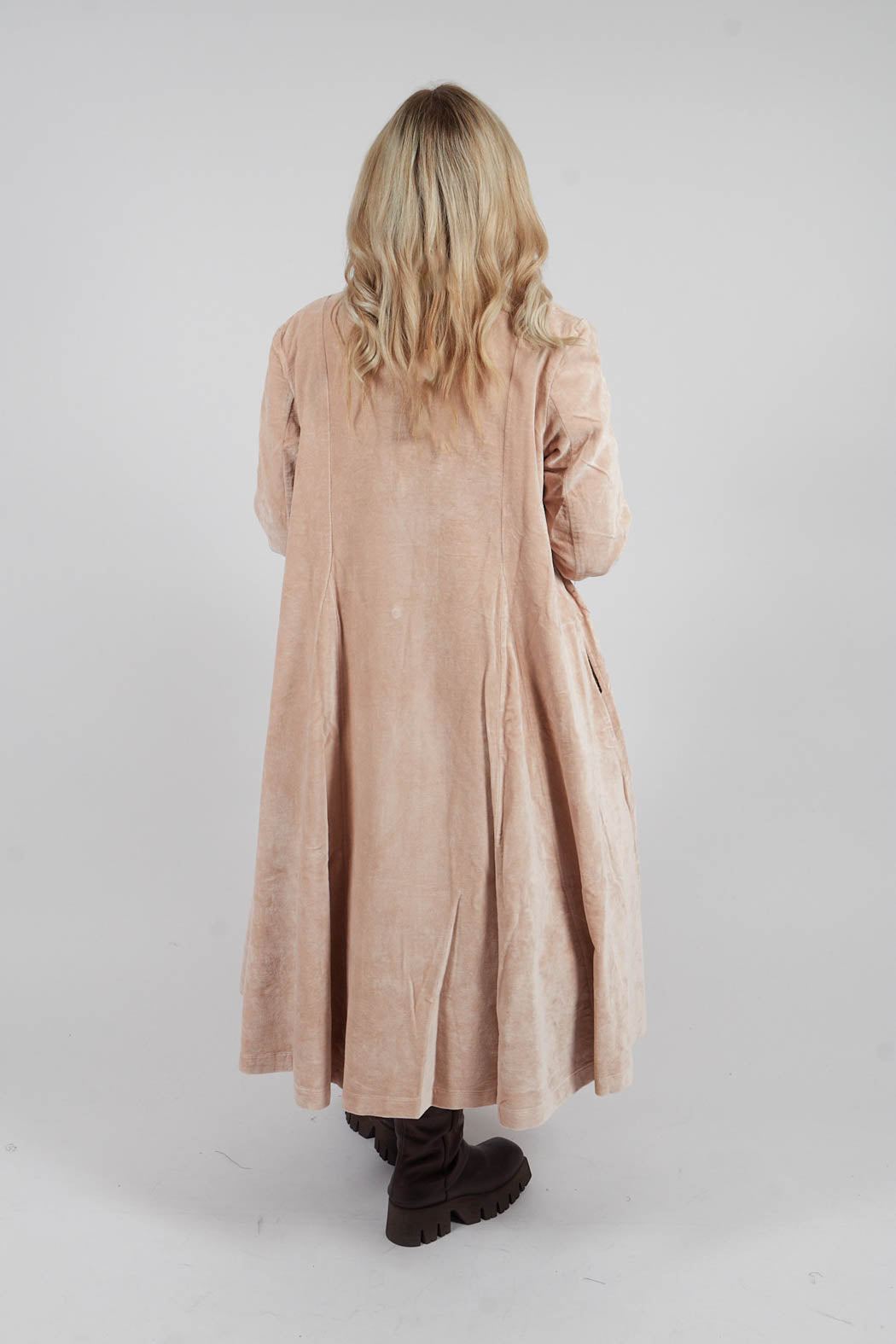 Ayden Coat in Velours Ras Rose