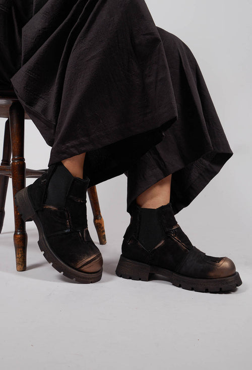 Coz Boots in Black