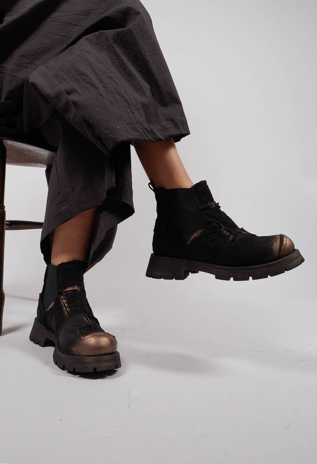 Coz Boots in Black