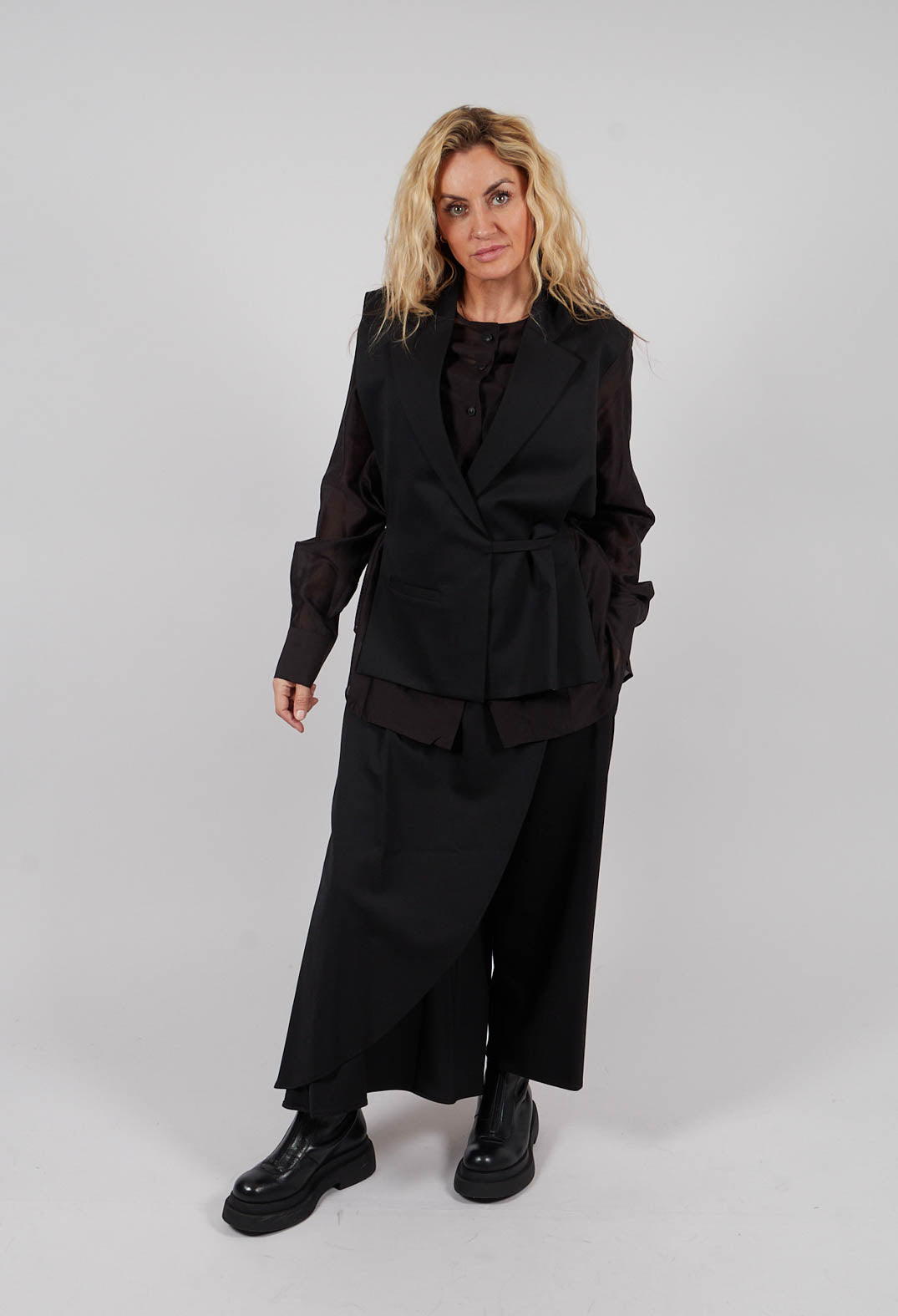 Shirt with Waistcoat in Nero