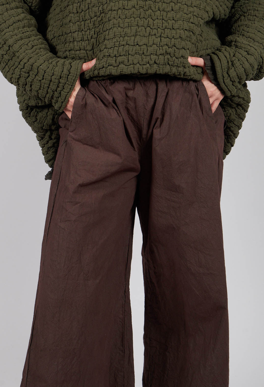Dehnjung Trousers in Choco