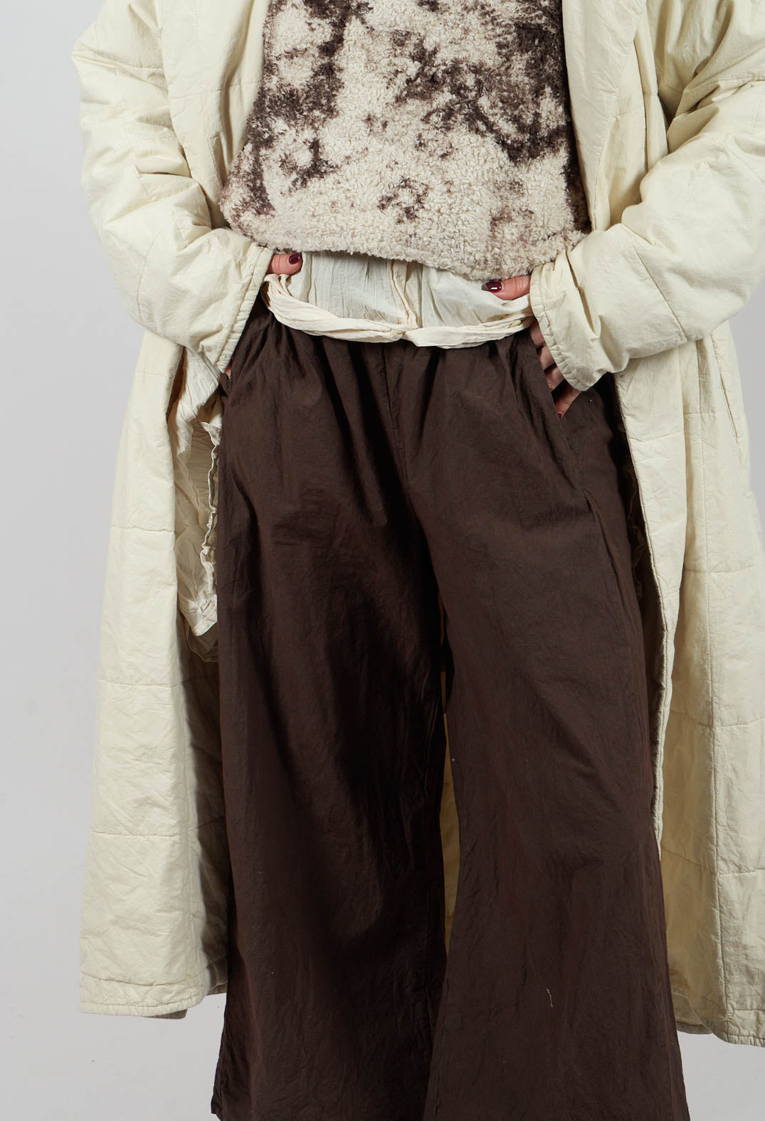 Dehnjung Trousers in Choco