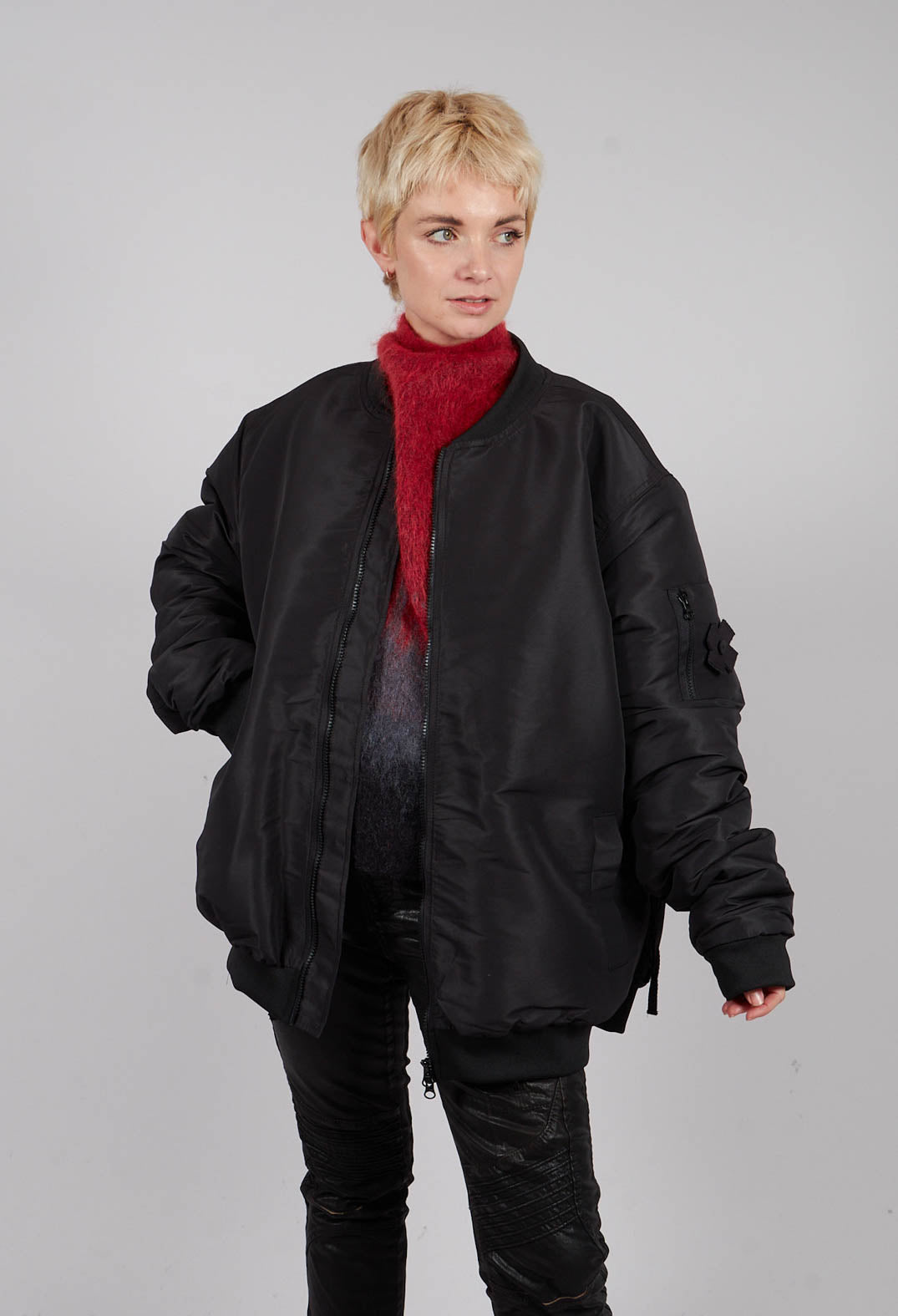 The Long Bomber in Black