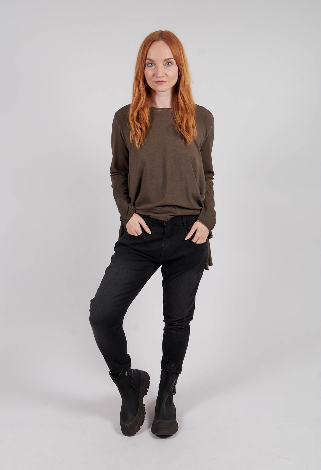 A New Jeans in Black