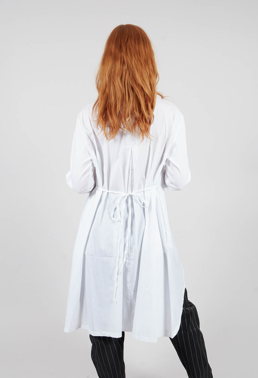 To Tie Two Shirt in White