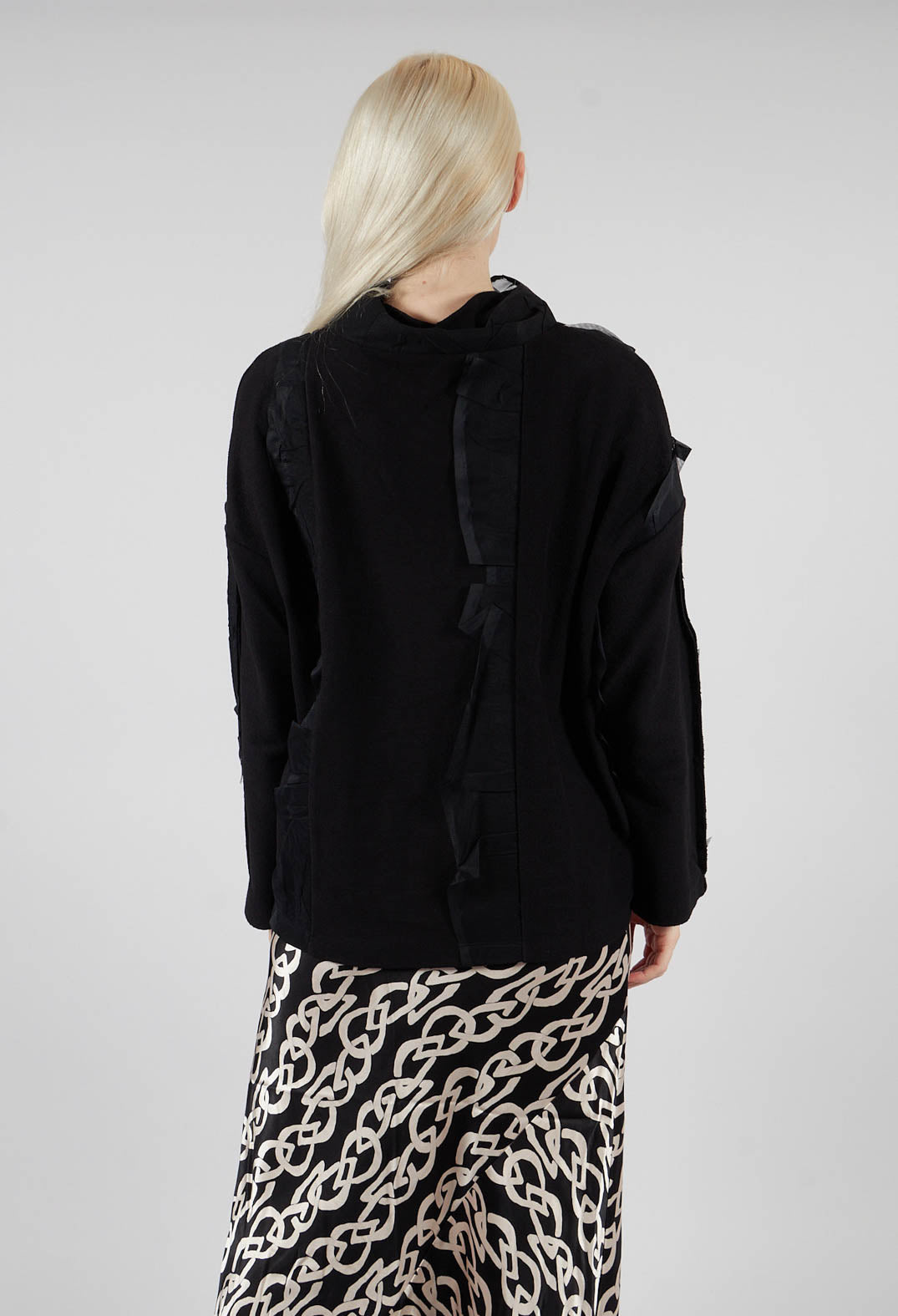 Ziri Top in Black