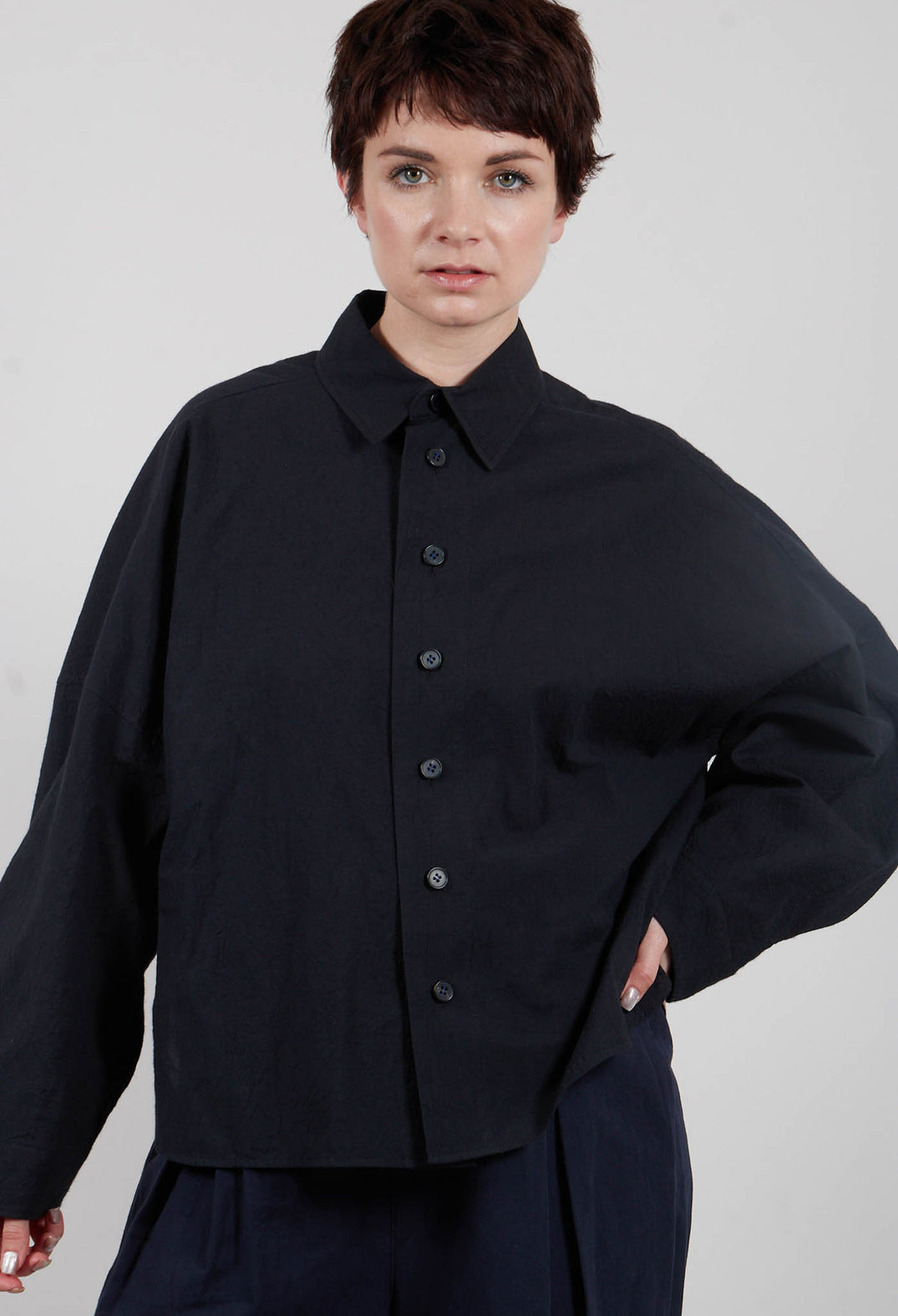 Drop Shoulder Shirt in Black