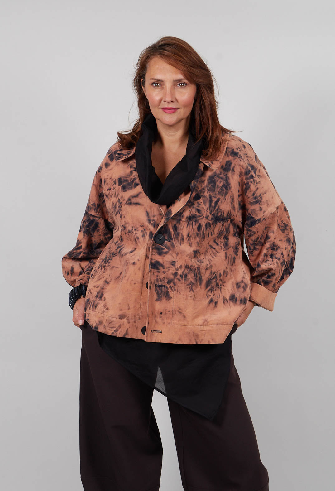 Deep Collared Jacket in Brown Print