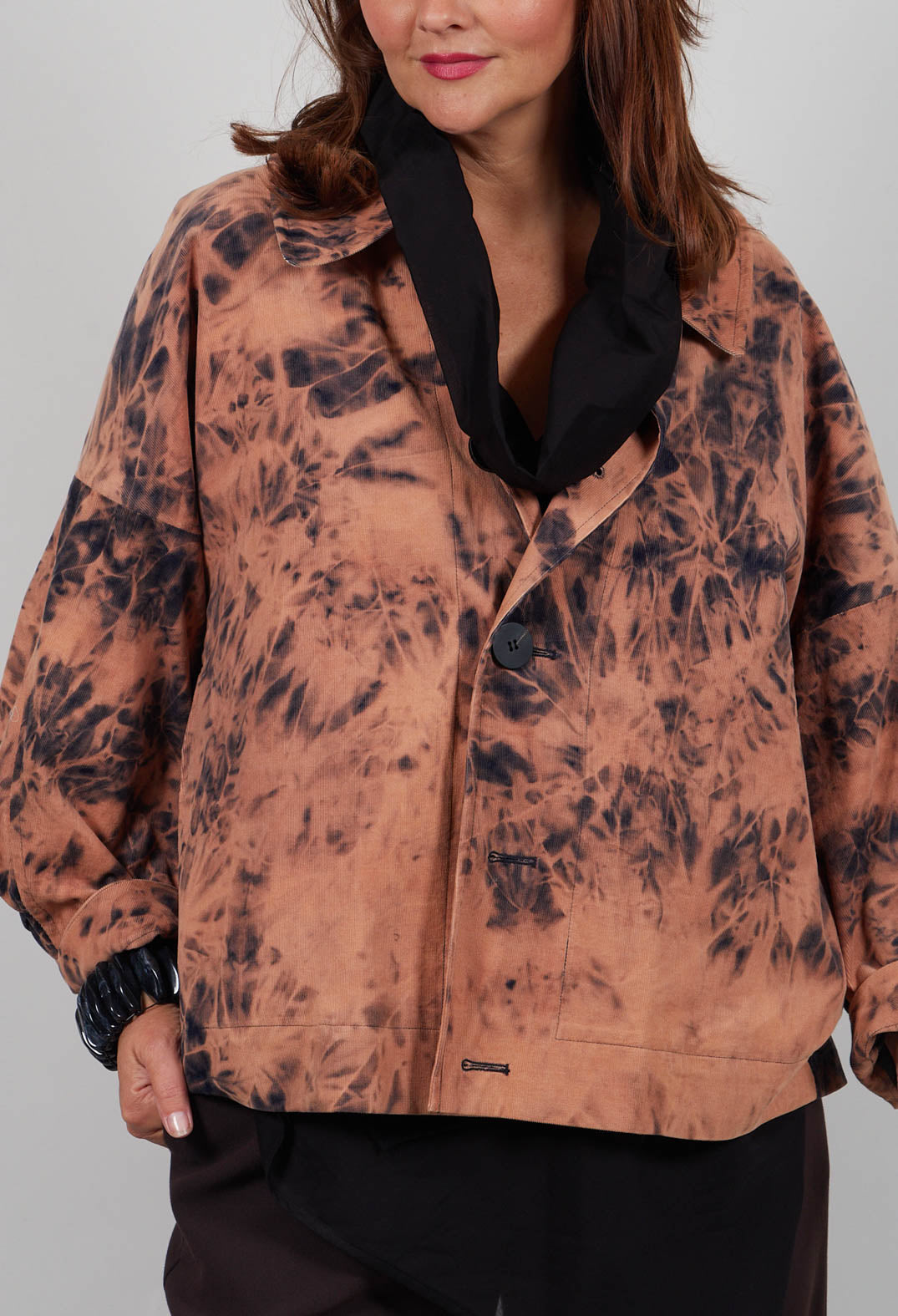 Deep Collared Jacket in Brown Print