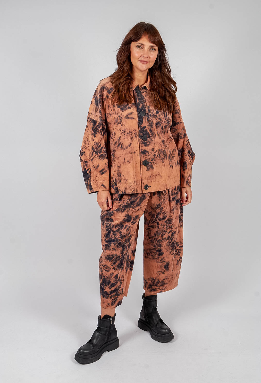 Deep Collared Jacket in Brown Print