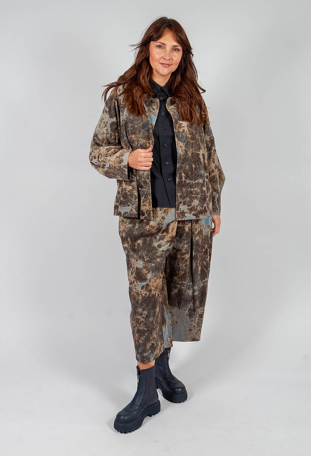 Deep Collared Jacket in Navy Print