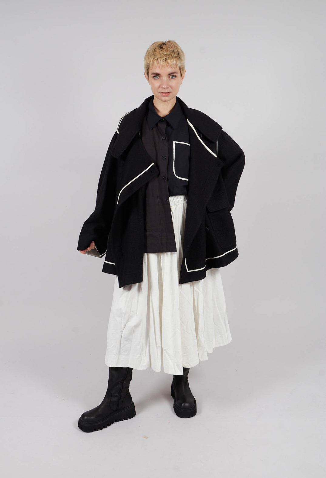 Pleated Long Skirt C in Milk