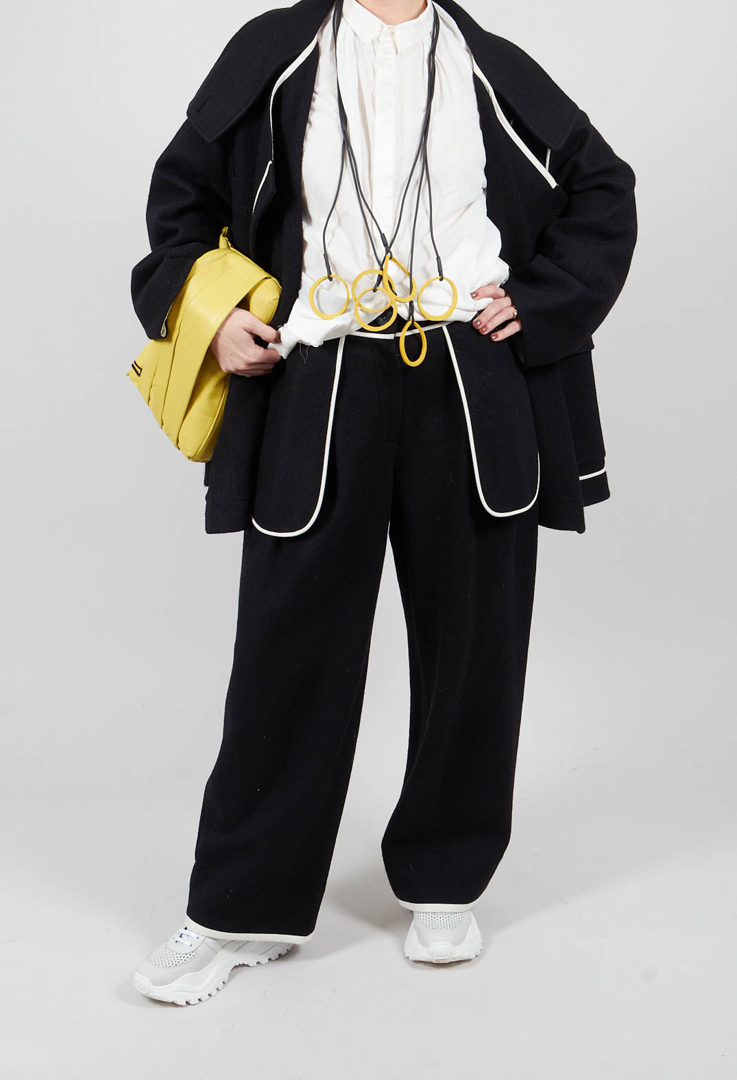 Feature Pocket Trouser in Black