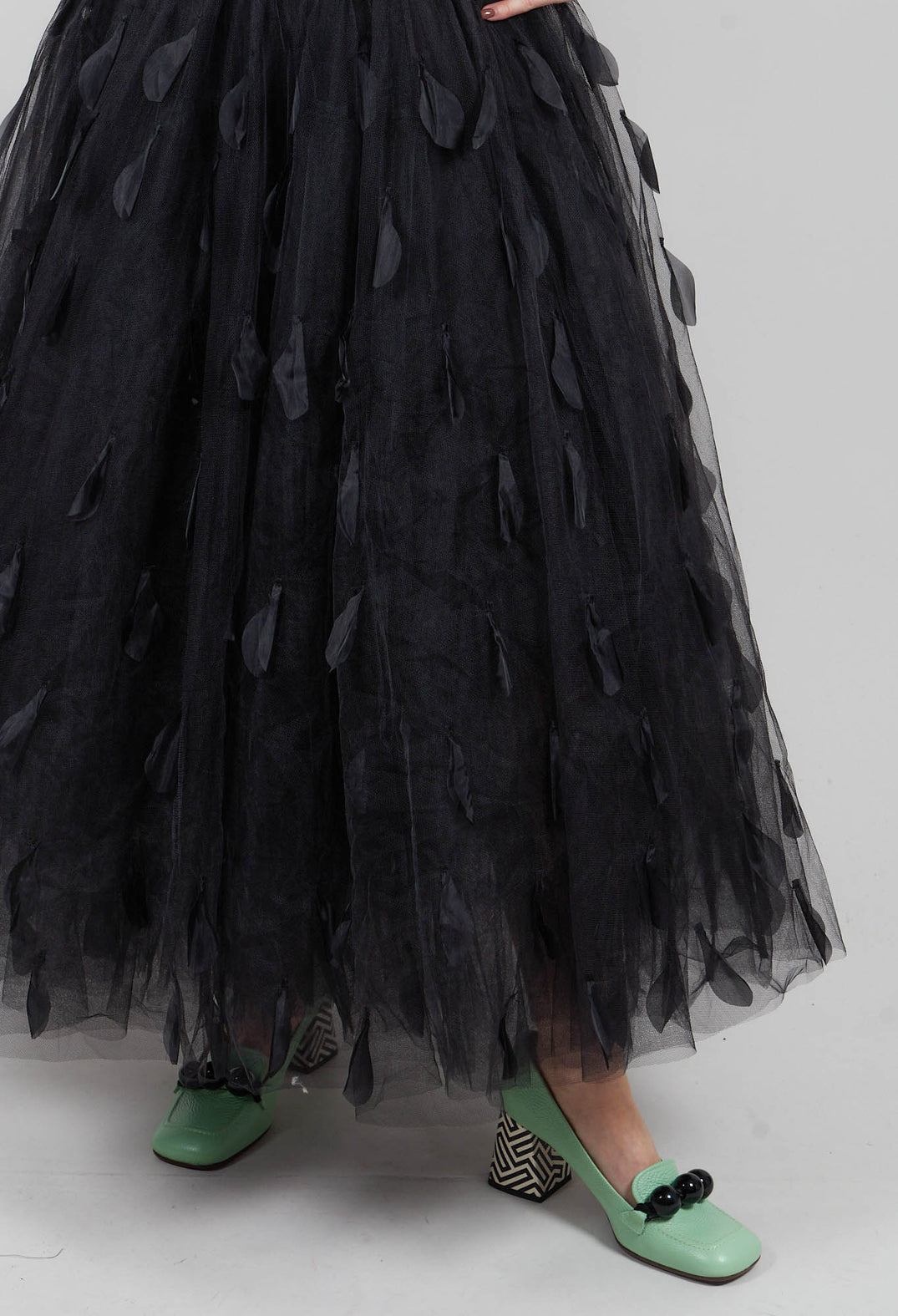 Feathers In The Sky Skirt in Black