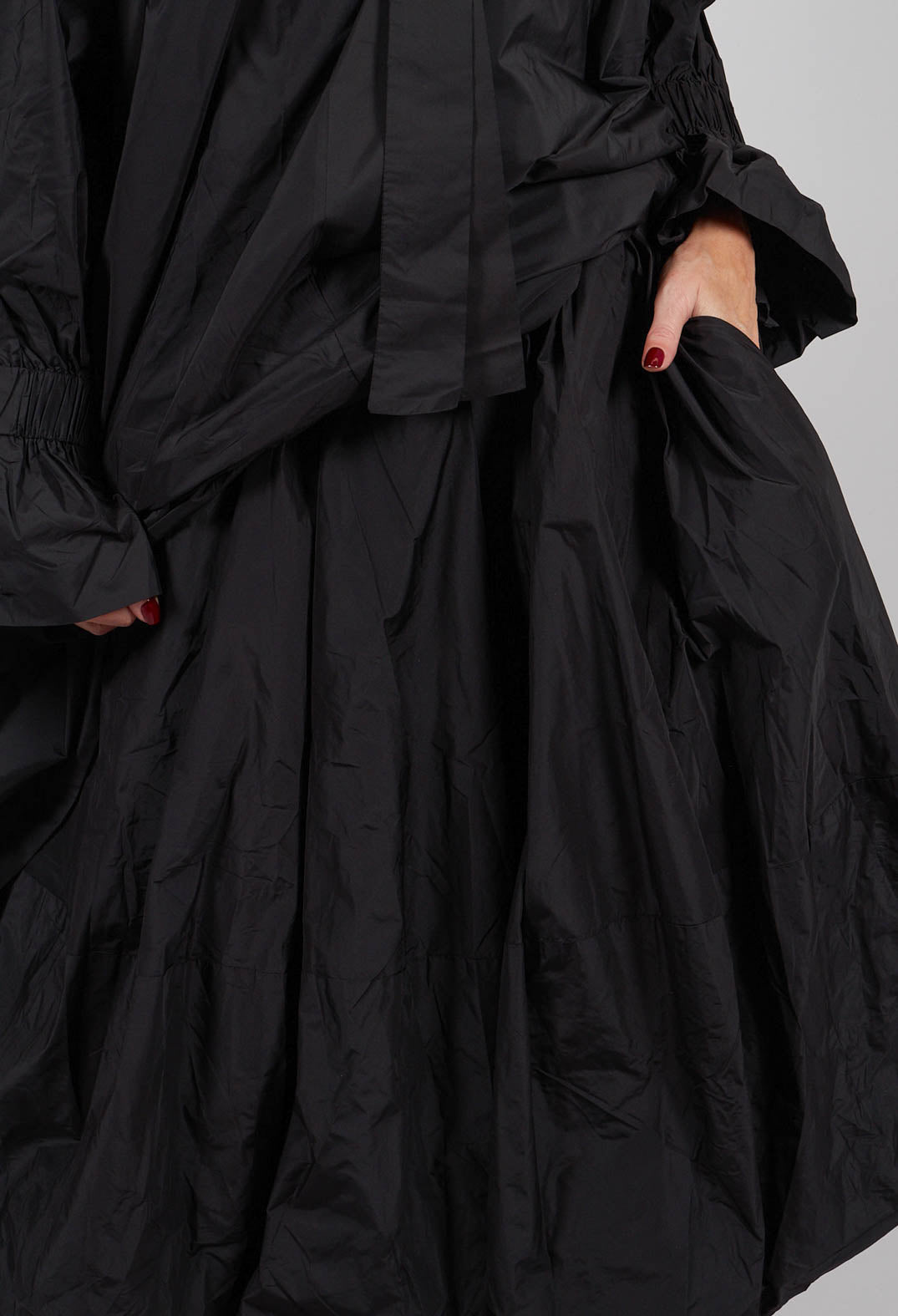 Puffball Skirt in Black