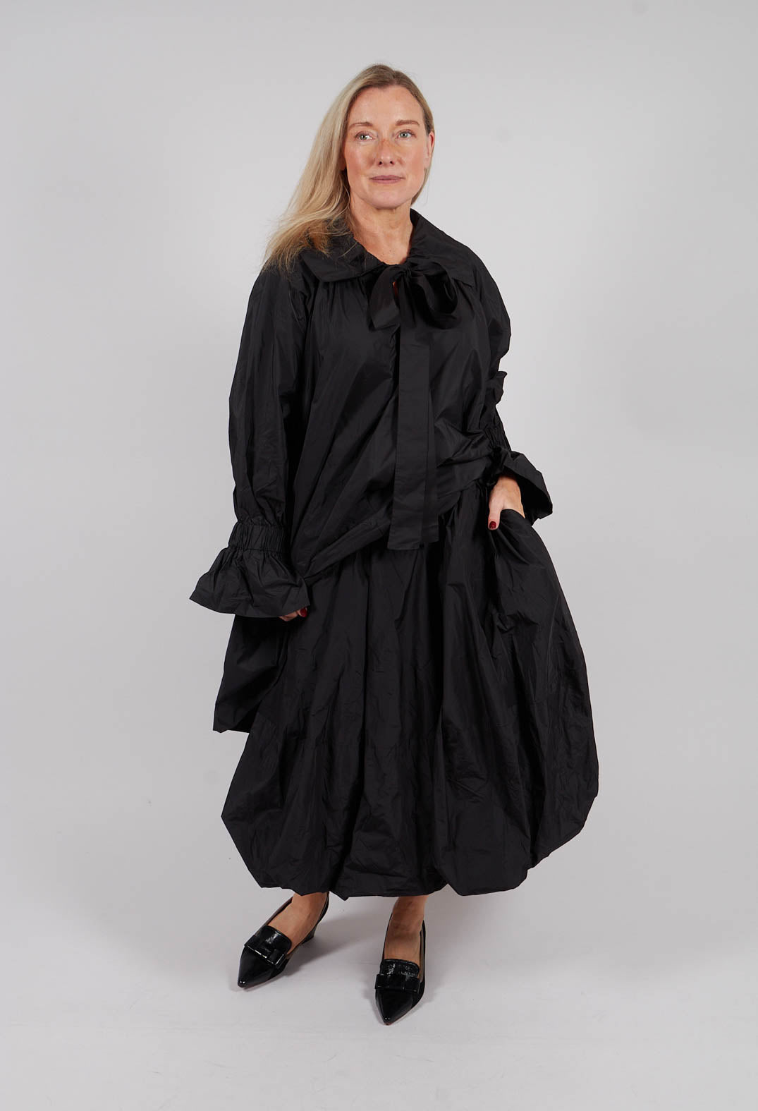 Puffball Skirt in Black