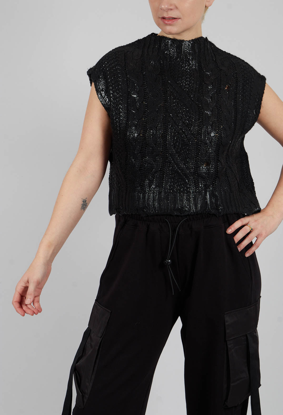 Cropped Knitted Vest in Black