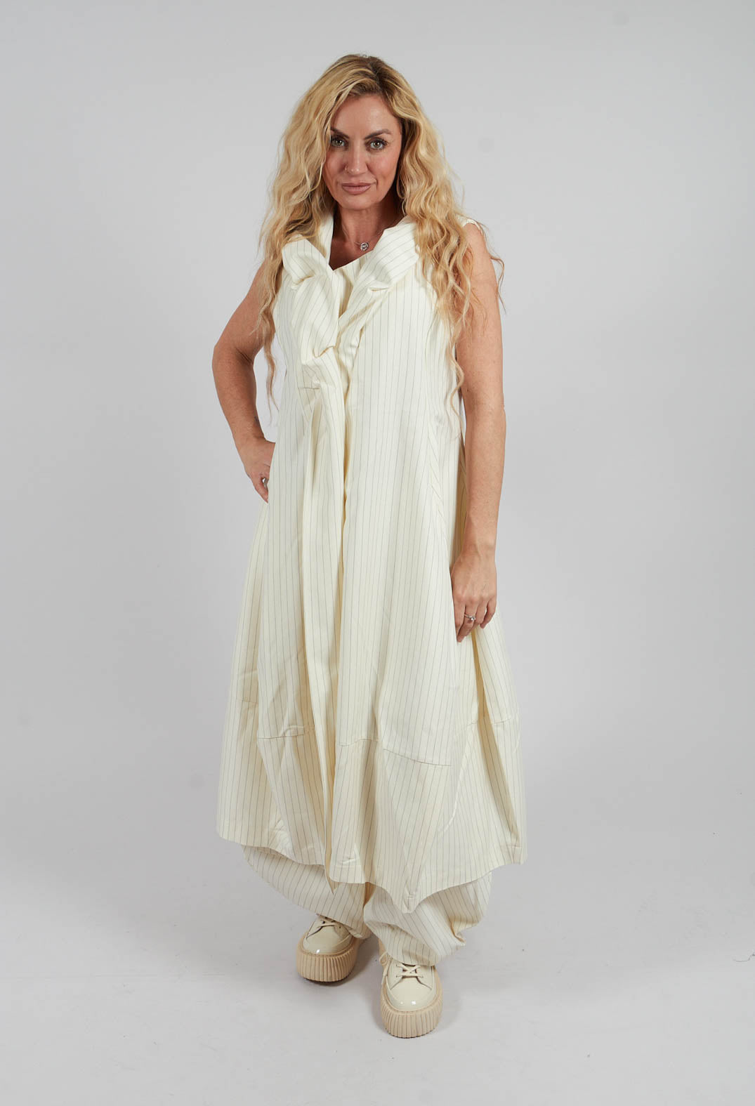 cream pinstripe dress Women's Cream Pinstripe Seersucker Cinched WaisT-Shirt Dress
