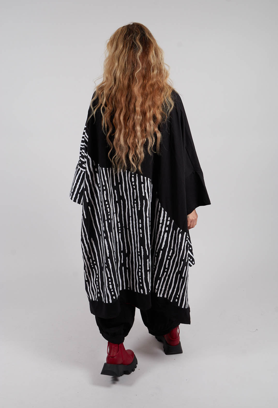 Oversized Top in Black and White