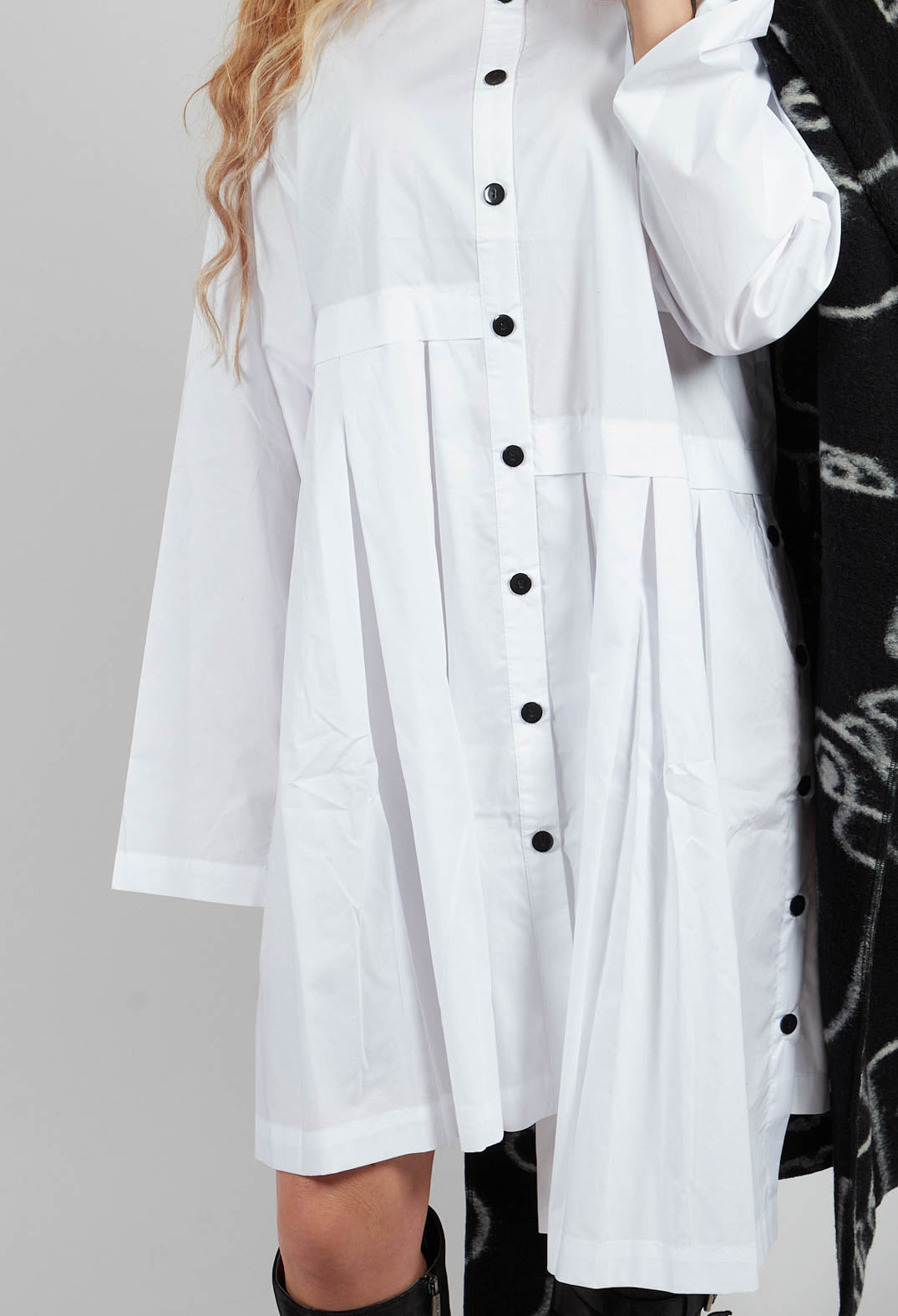 Long Shirt in White