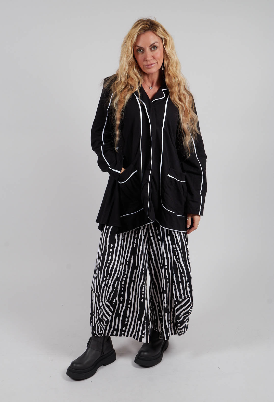 Contrast Detail Jacket in Black and White